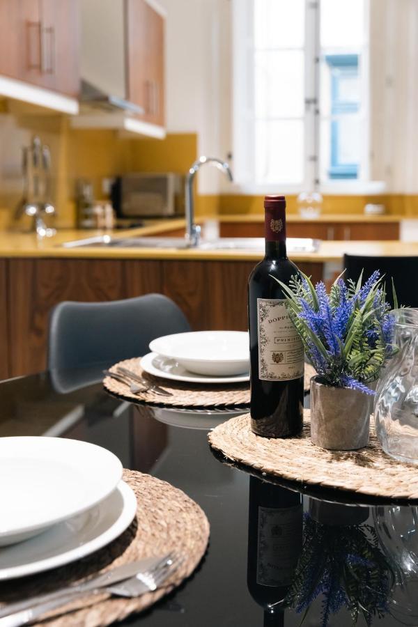 Modern Central 2Br Flat In Valletta By Arcobnb Extérieur photo