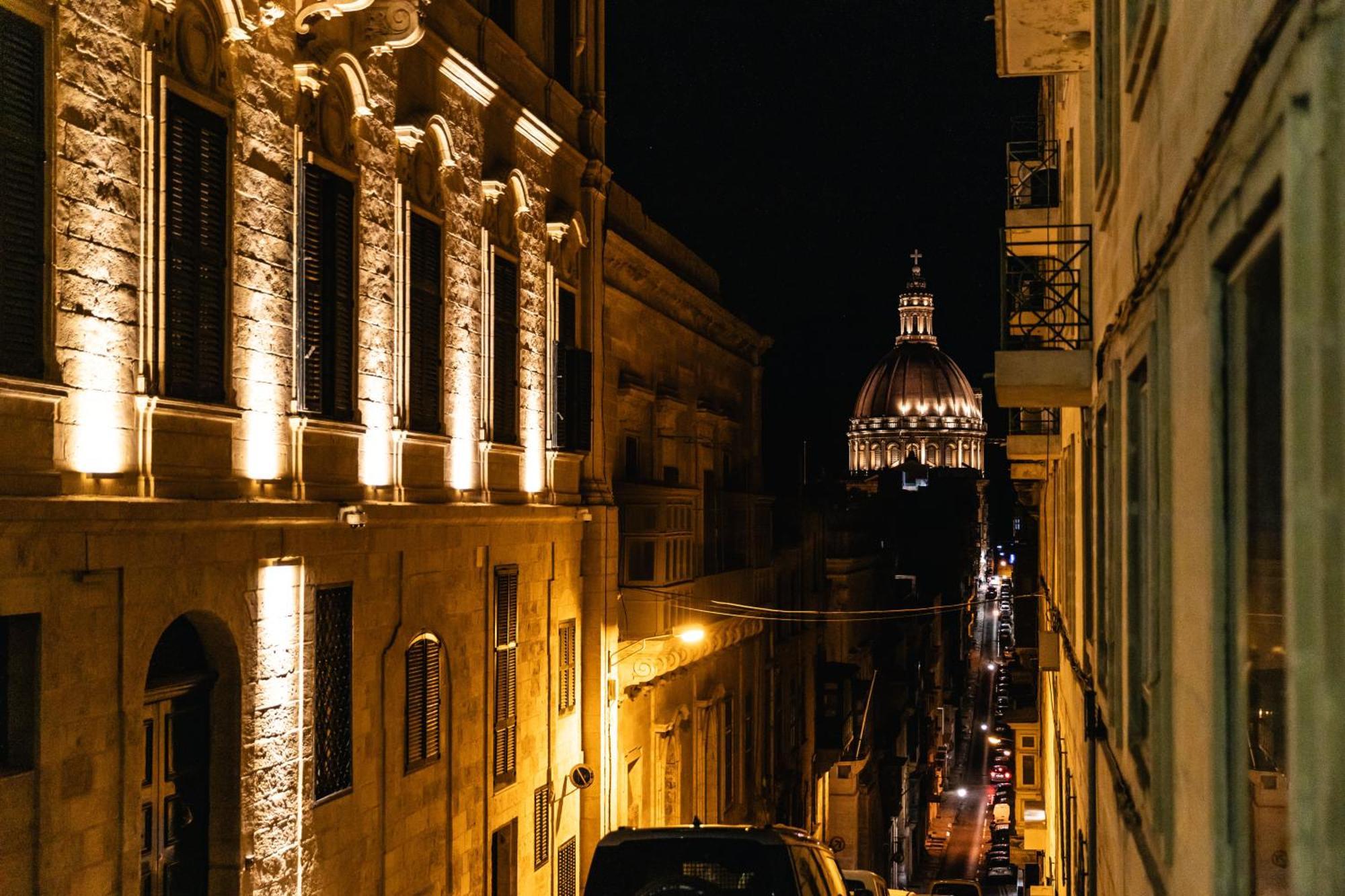 Modern Central 2Br Flat In Valletta By Arcobnb Extérieur photo